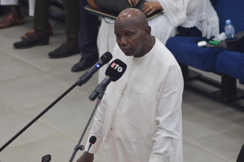Professeur Namory Keita témoigne: « dans les quartiers, les gens avaient peur de dire qu’ils ont hébergé des blessés »