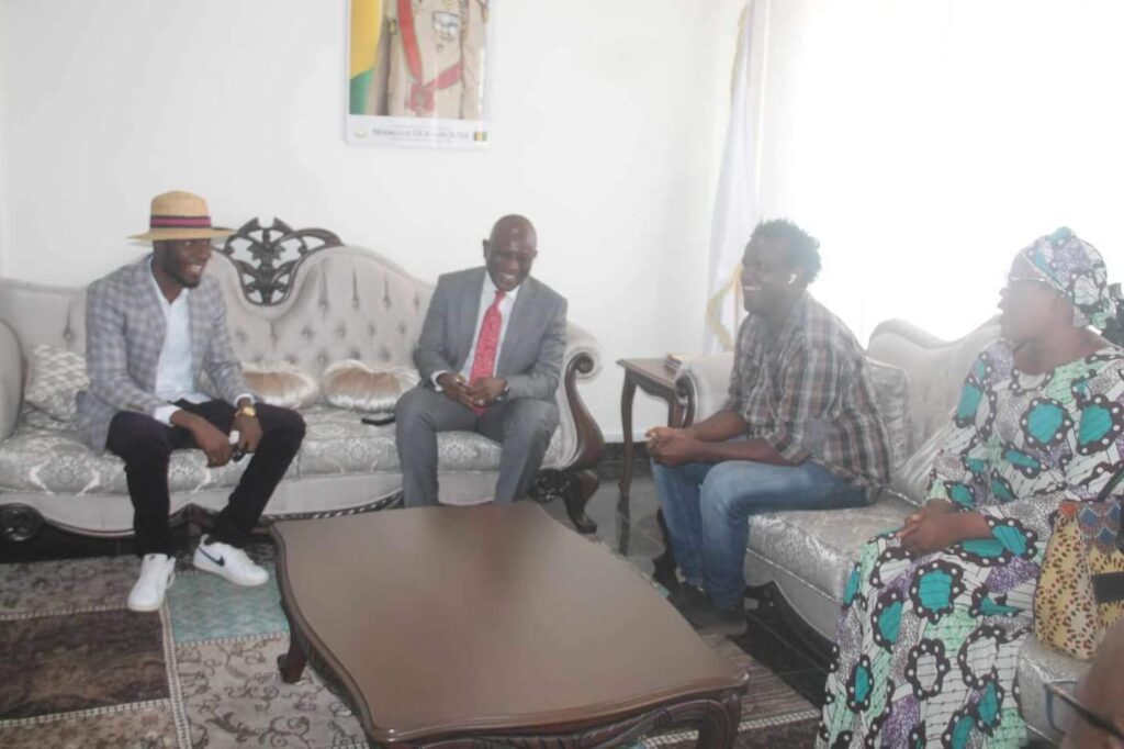 Calvaire des médias en Guinée: Une délégation du SPPG conduite par le secrétaire général Sékou Jamal Pendessa reçue par le ministre de l’information