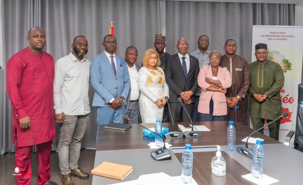 Bah Oury échange avec les associations et patrons des médias