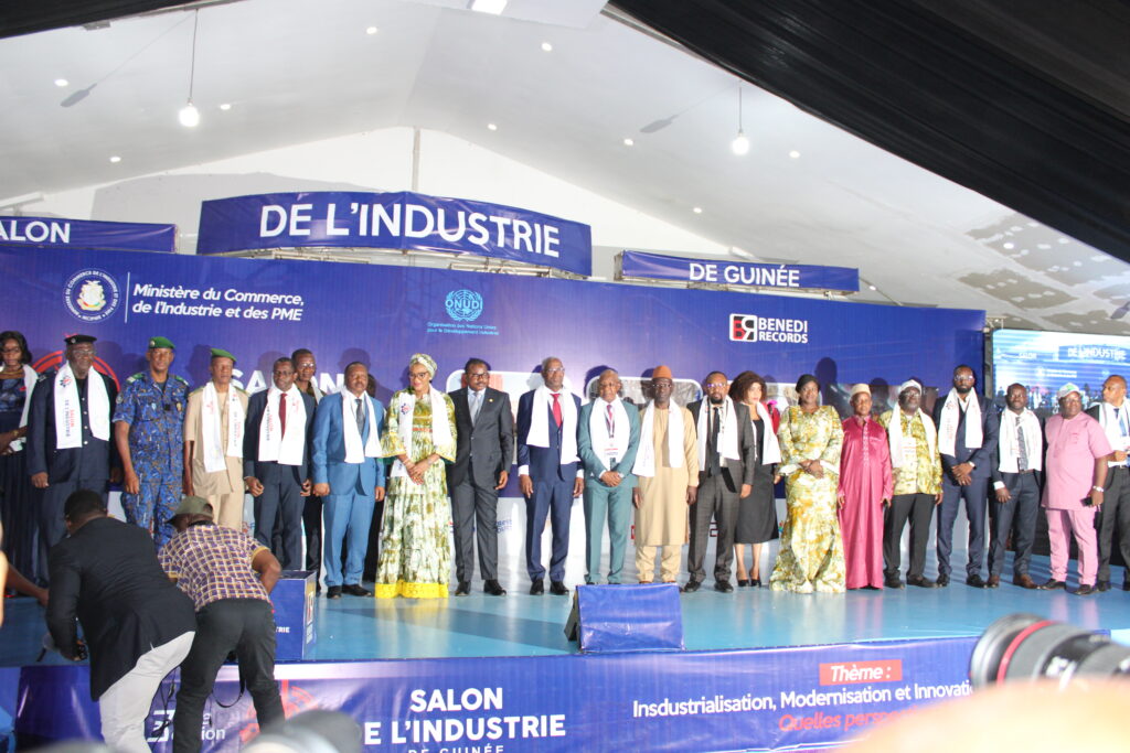 Bah Oury au lancement du SIG 2024: « Nous allons s’il faut à marche forcée, avoir au minimum 500 Mégawatts d’électricité produite pour ravitailler nos installations »