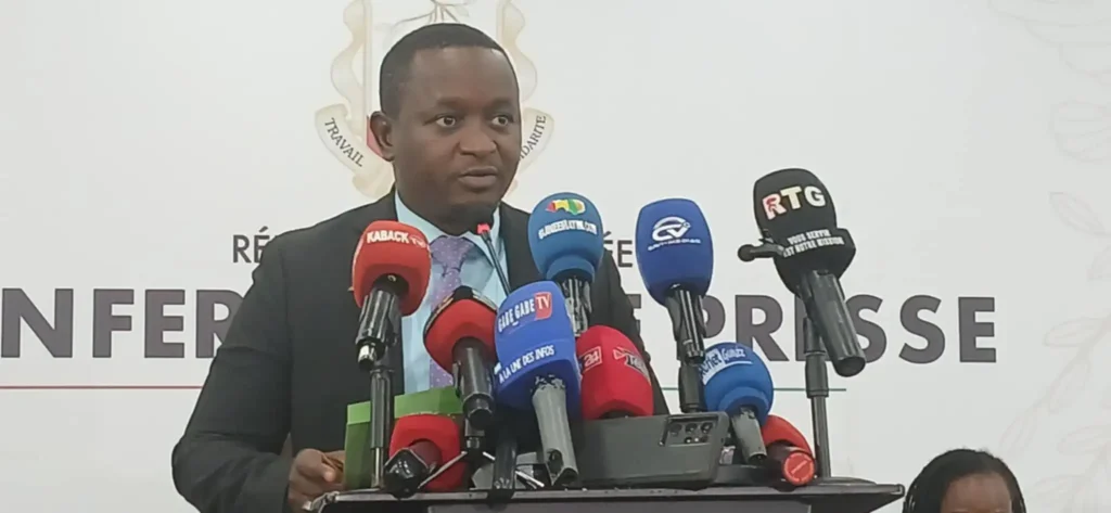 Le ministre Moussa Moise à propos de l’artiste Sény Malomou : « elle est bel et bien assurée… »